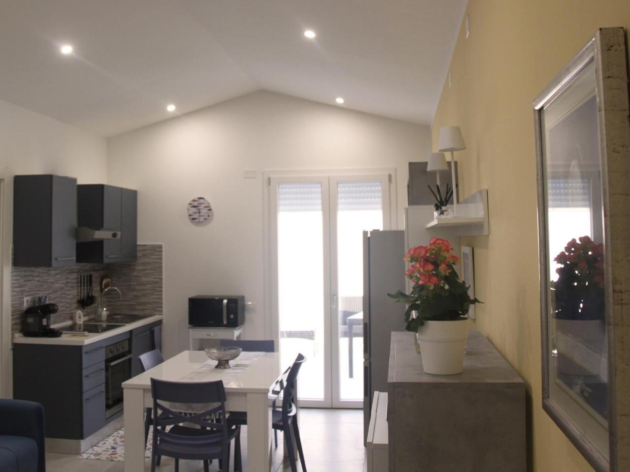 B&B L'Albero Dei Limoni Portoscuso Ngoại thất bức ảnh
